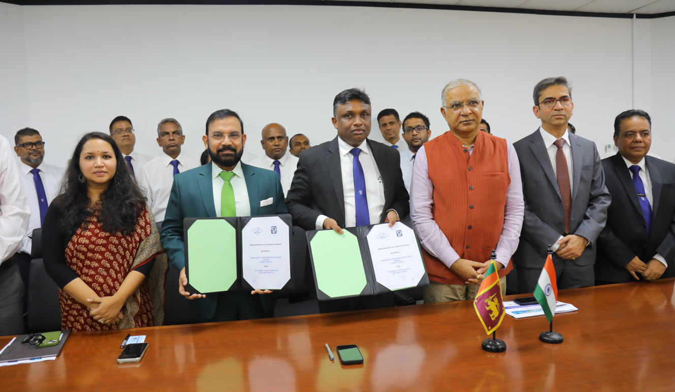 Group photo with High Commissioner of India